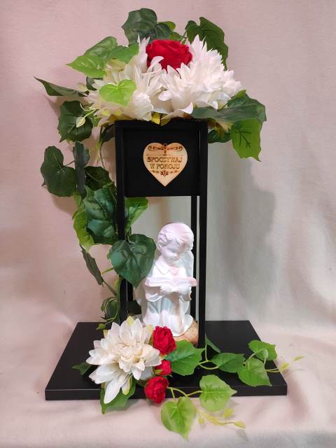 Dekoracja na pomnik dla zmarłego kwiaty sztuczne chryzantema klon piwonia
